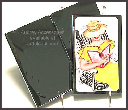 Audrey Card Case in Reading in Yellow