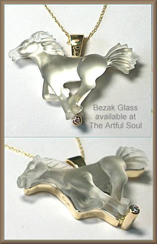 Bezak 14ky Spirit Horse Pendant with Diamond