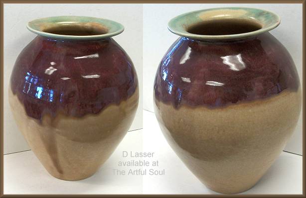D.Lasser Large Terra Berry Vase