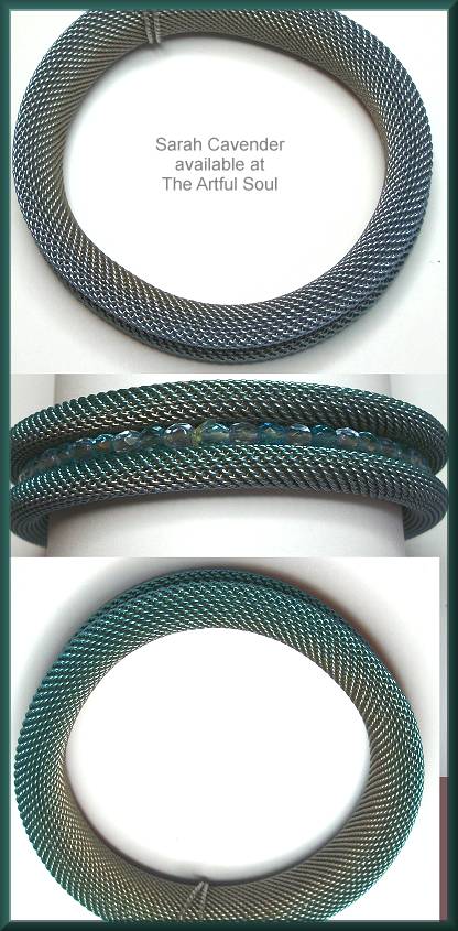 Cavender Curled Bead Channel Bangle Lite Sapphire/Aqua