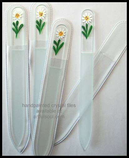 Crystal Nail File, White Daisy
