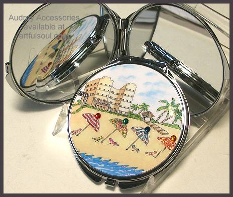 Audrey Compact Mirror in Beach Umbrellas