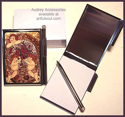 Audrey Memo Pad in Cherubs