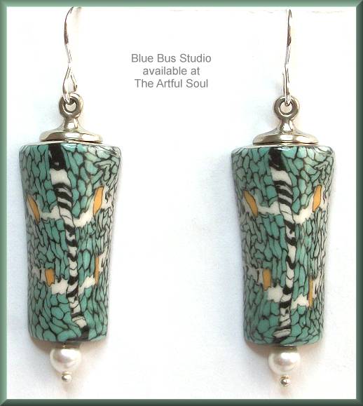 Blue Bus Alpine Pearl Delta Earrings