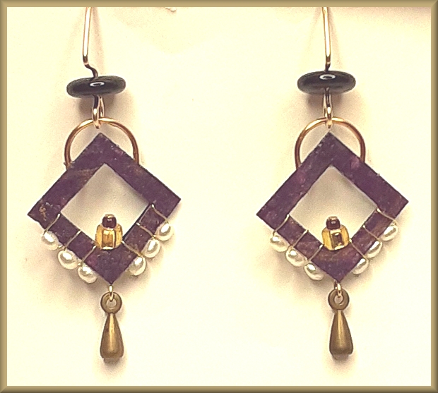 Doezignz Deep Plum Square Earrings
