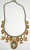 Femmes Fragiles Cream Necklace