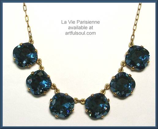 La Vie Golden Midnight Necklace