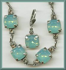 La Vie Peruvian Opal Crystal Set