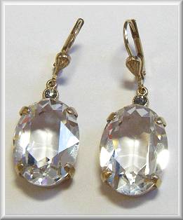La Vie Golden Large Clear Earrings