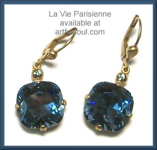 La Vie Golden Midnight Earrings