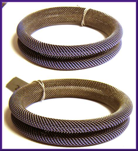 Sarah Cavender Curled Bangle Charcoal/Electric Blue