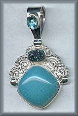Sajen Drusy Chalcedony Apatite Pendant