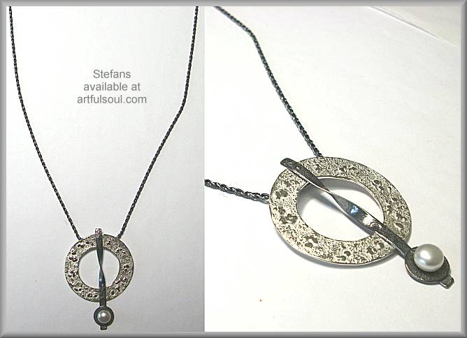 Stefans Textured Circle Necklace