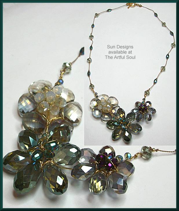 Sun Designs Gray/Lagoon Flower Trio Necklace