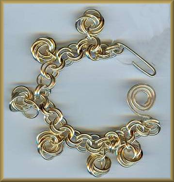 Tahmi Charming Flowers Bracelet 2-Tone