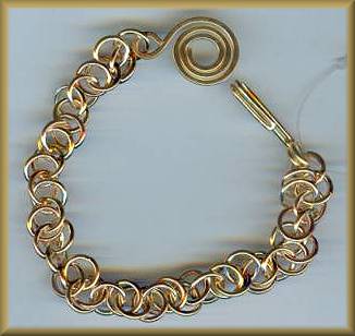 Tahmi Fuzzy Chain Bracelet GF Mix