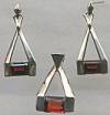 The Touch 14kt White Gold Garnet Set