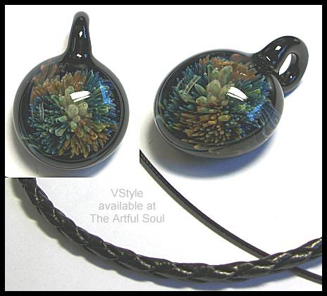 VStyle Glass Pendant, Dark Flower Fingers