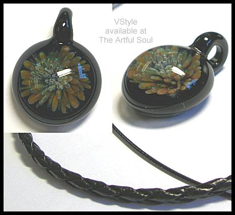 VStyle Glass Pendant, Flower in the Dark