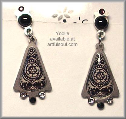 Yoolies Noir Earrings