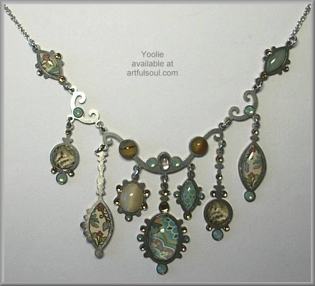 Yoolies Blue Haze Necklace