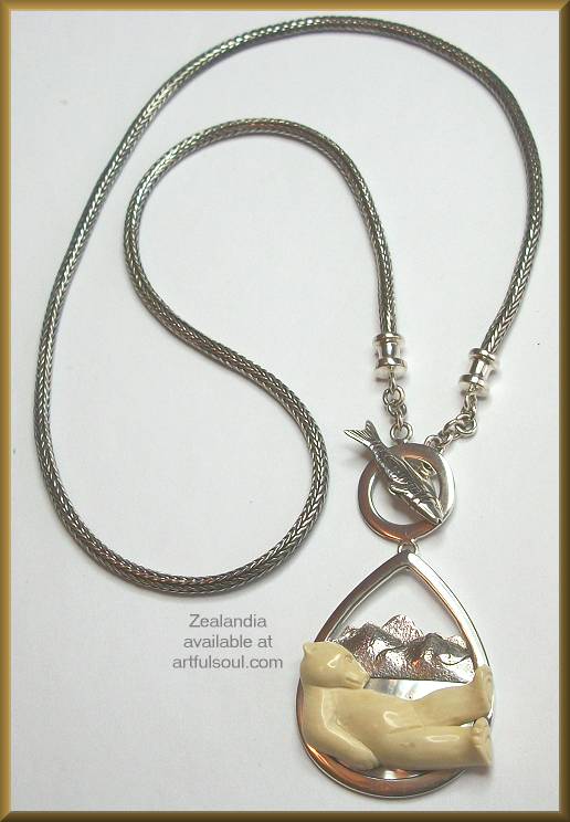 Zealandia Arctic Dreaming Necklace
